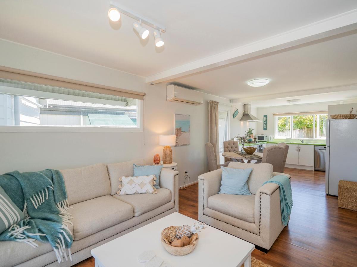 The Doll's House - Whitianga Holiday Home - Housity