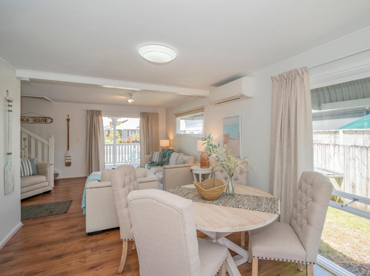 The Doll's House - Whitianga Holiday Home - Housity