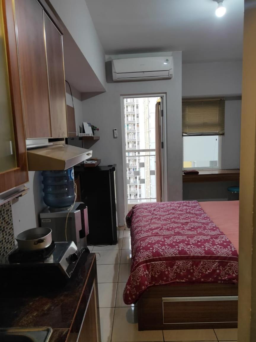 The Studio Furnish Springlake Summarecon BCBD with an Amazing View for Healing - Housity