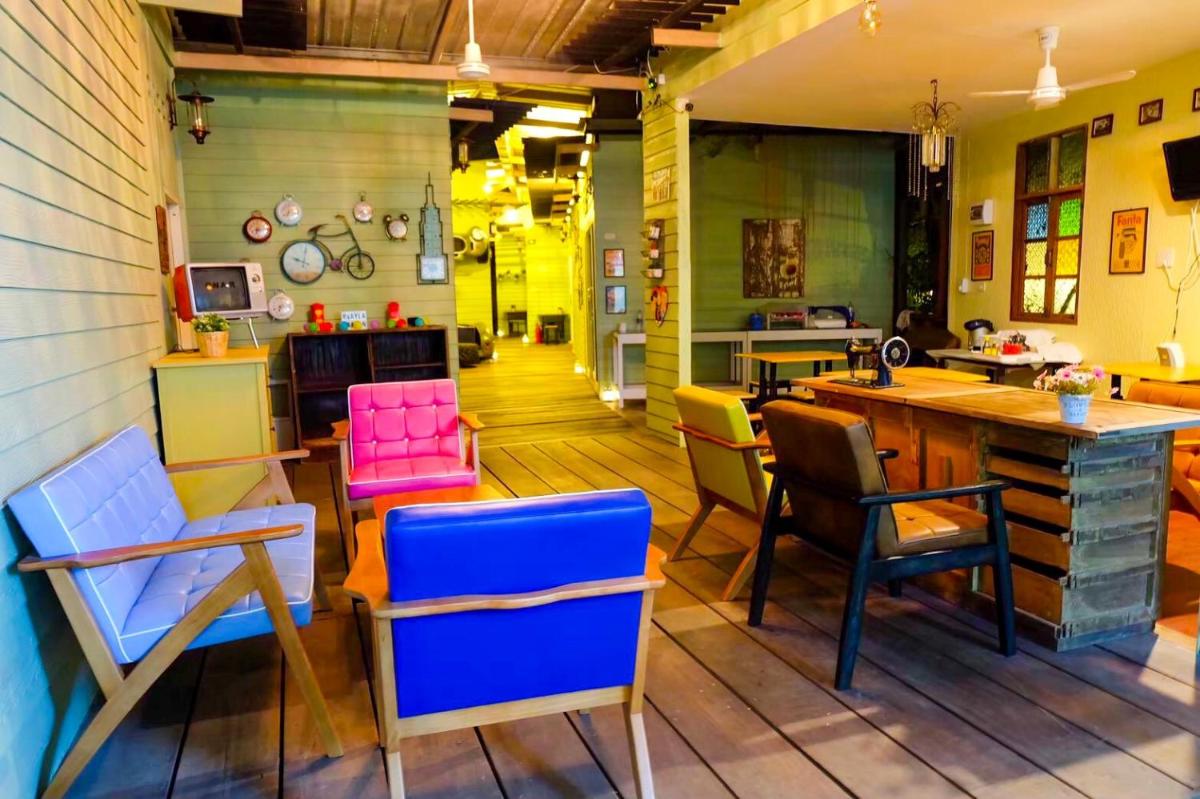 RoomQuest Amphawa Floating Market - Housity