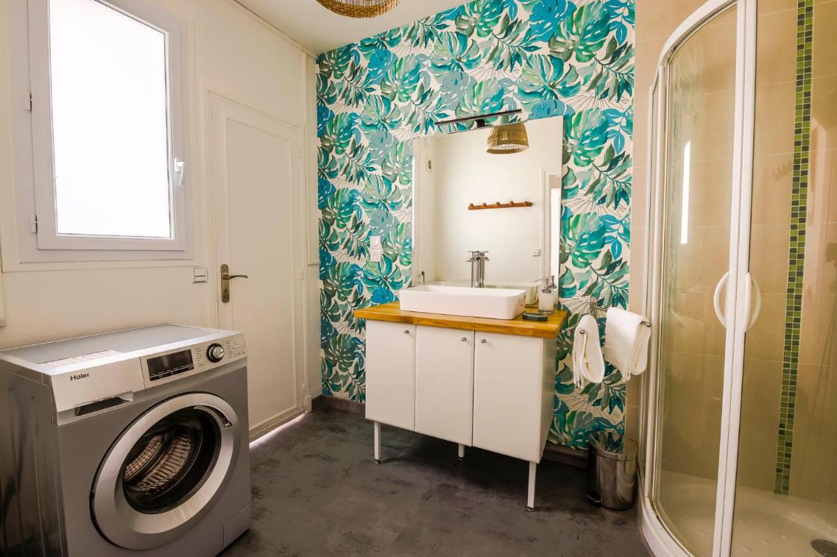 Appartement Rousseau - Centre Ville 5 minutes GARE - Housity