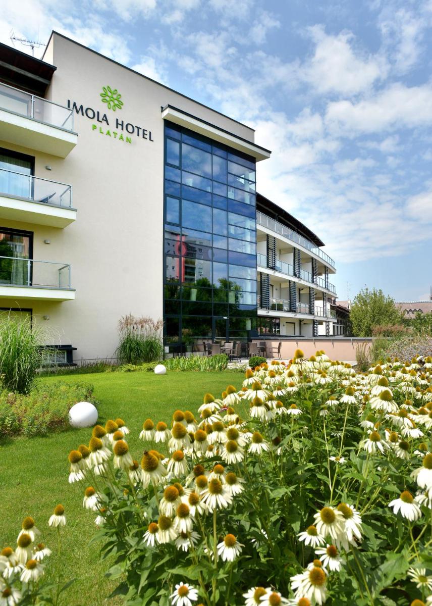 Imola Hotel Platán - Housity