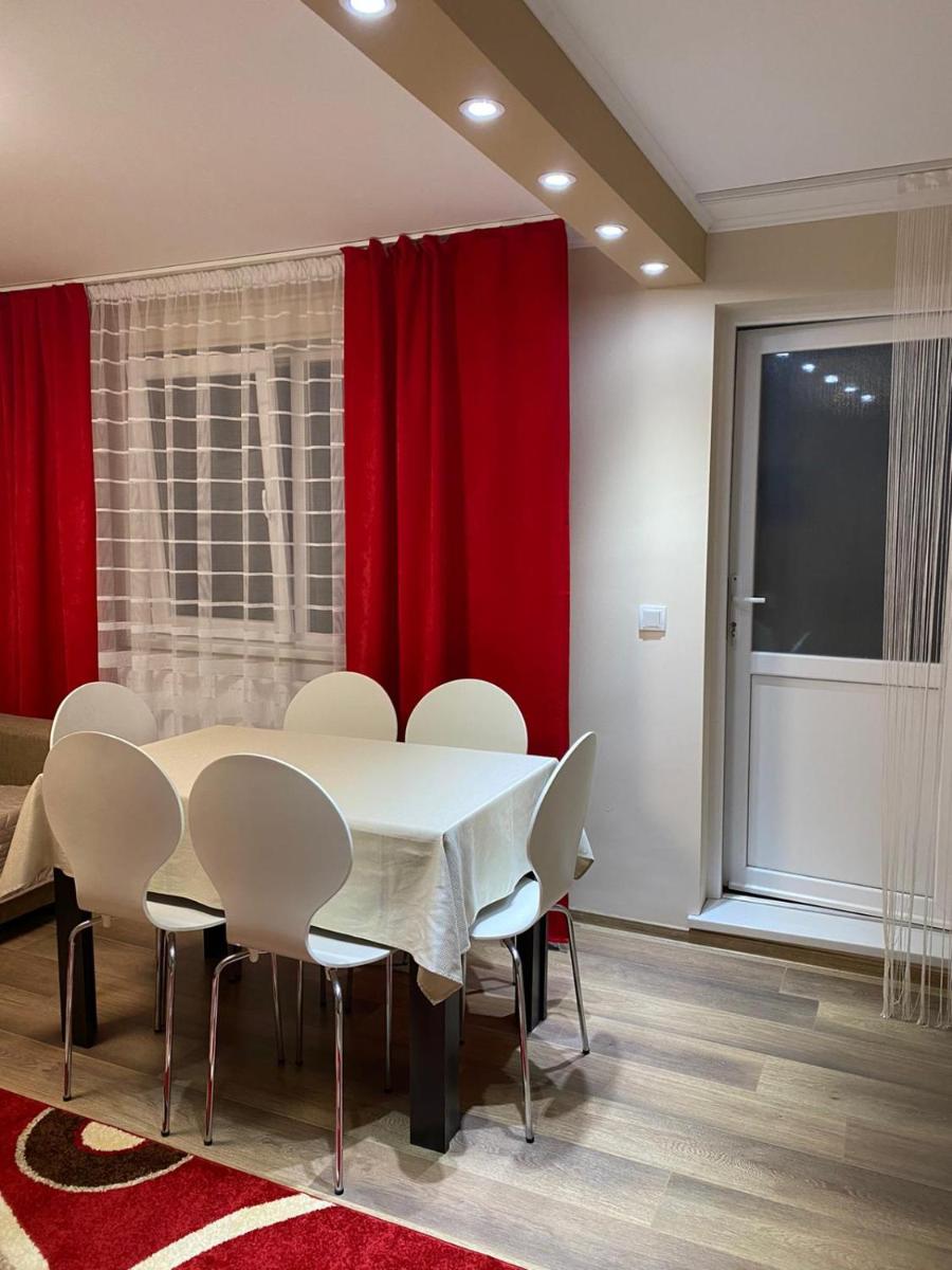 8 RESIDENCE APARTAMENT - Housity