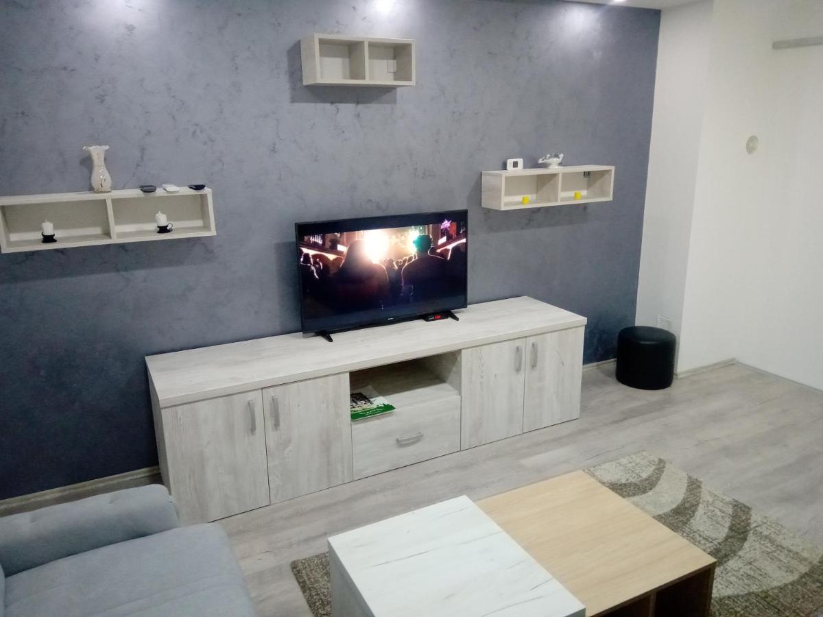 Fantastik - Housity