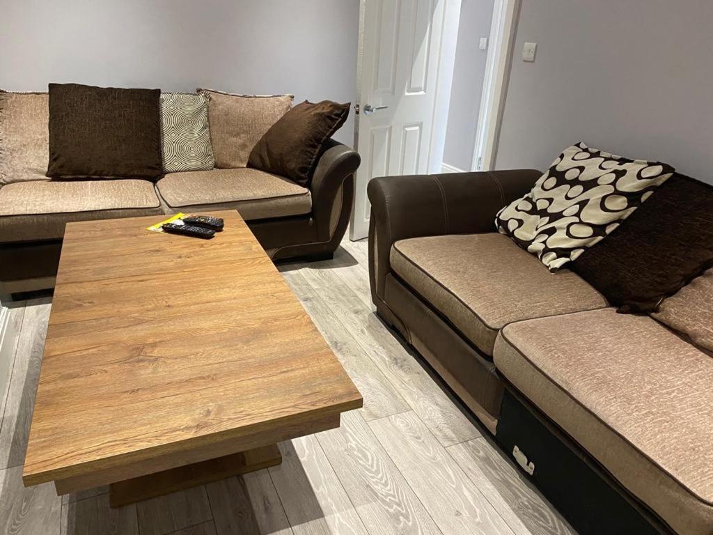 Breeze on Southend in Essex - Housity