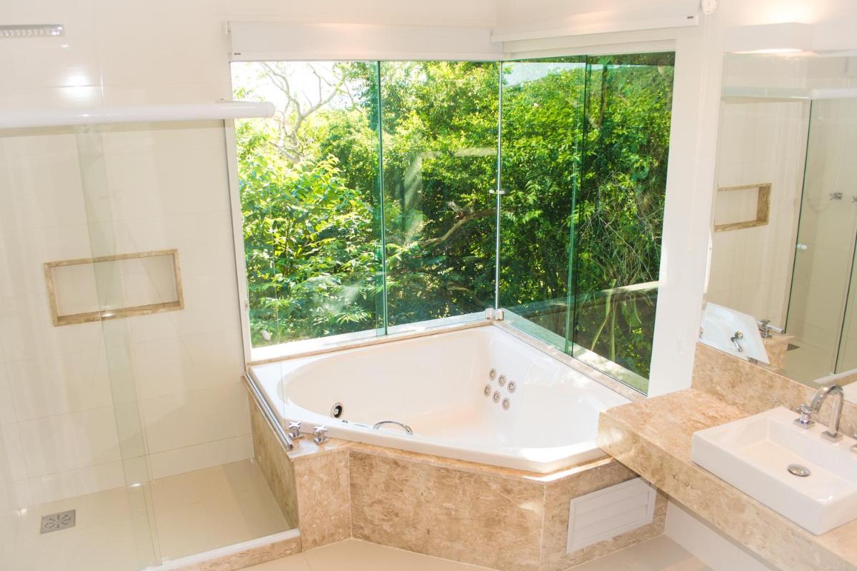 Pousada Praia João Fernandes - Housity