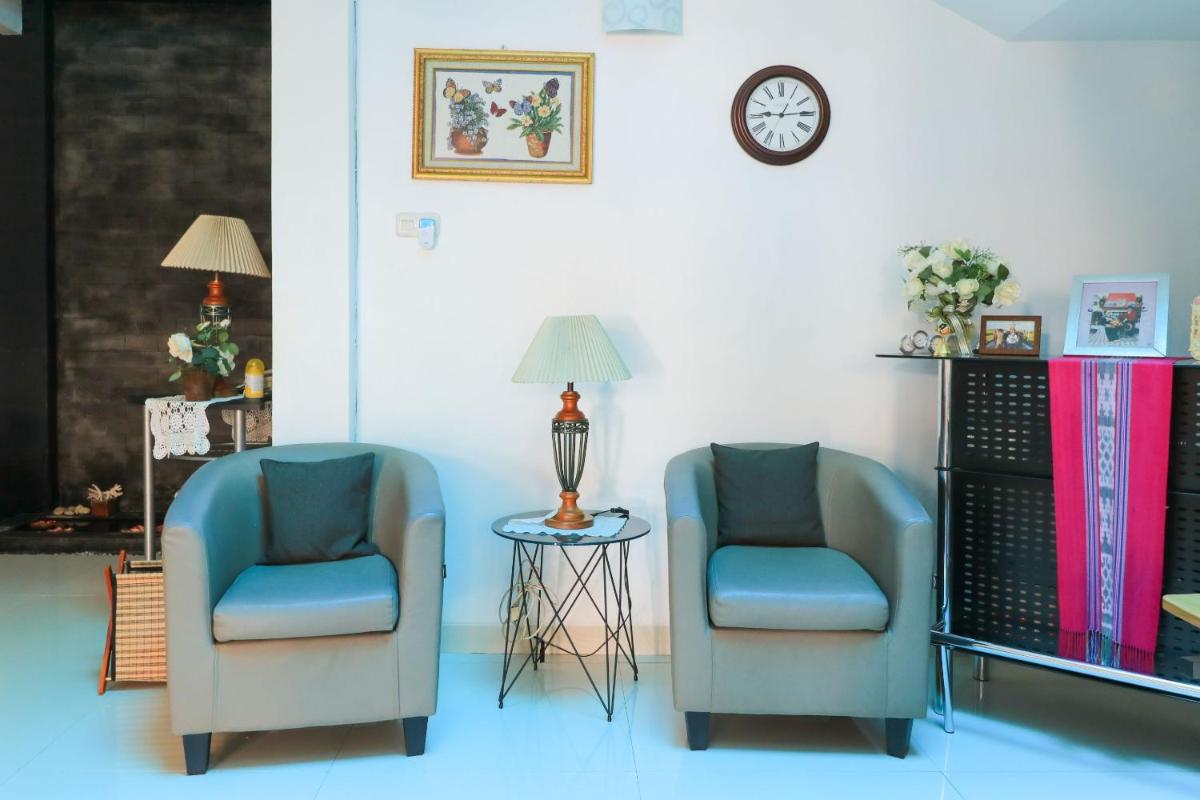 Ge JacMart Homestay Makassar - Housity
