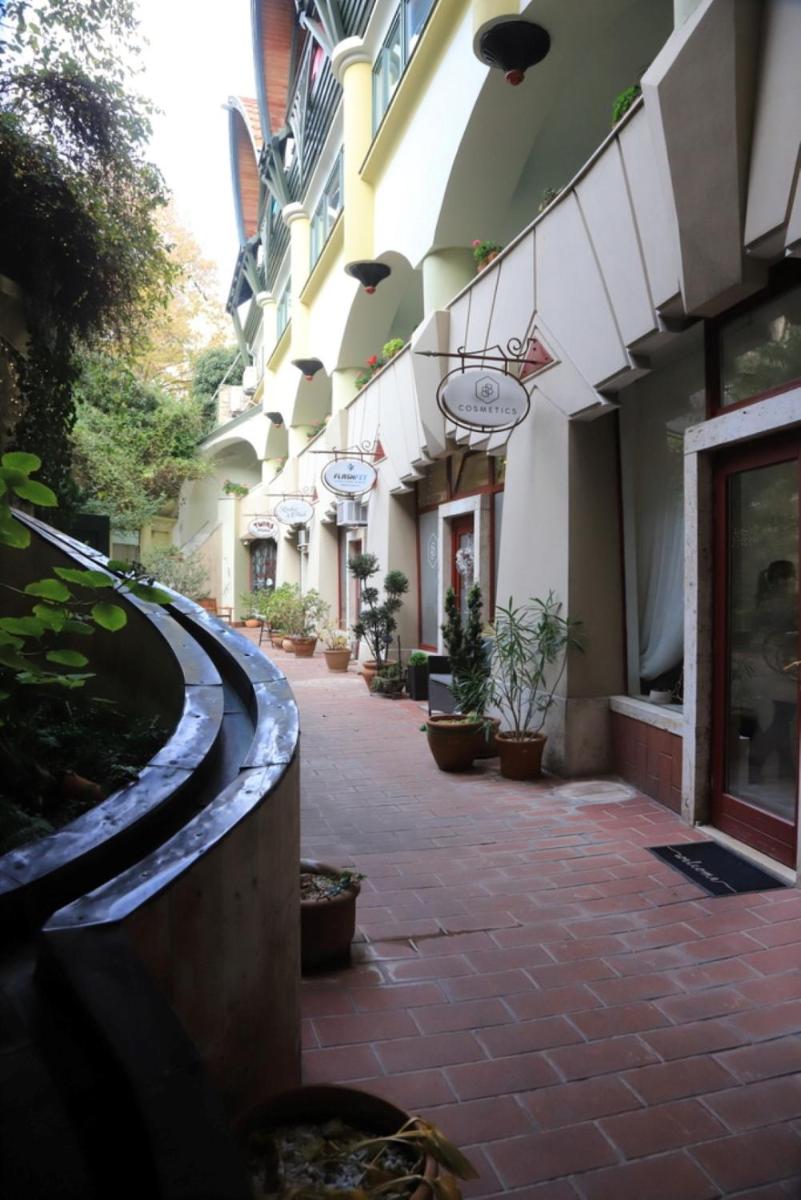 Studio Gold apartman - Housity