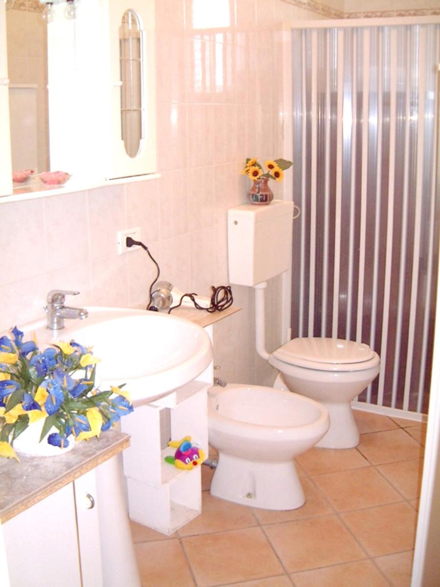 Suitetrails - 4 bedrooms appartement at Seccagrande 10 m away from the beach with sea view furnished terrace and wifi
