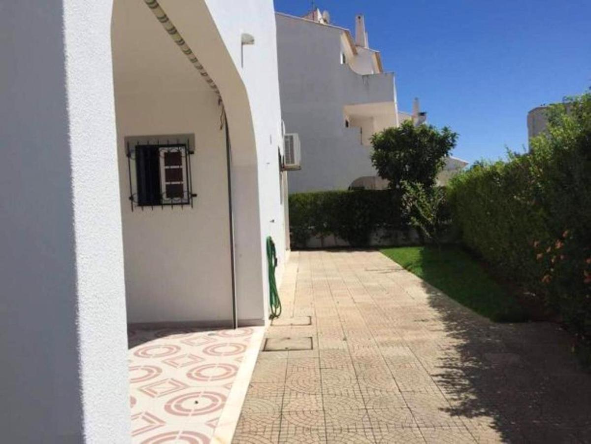 Modern house in Altura with terrace and city view - Housity