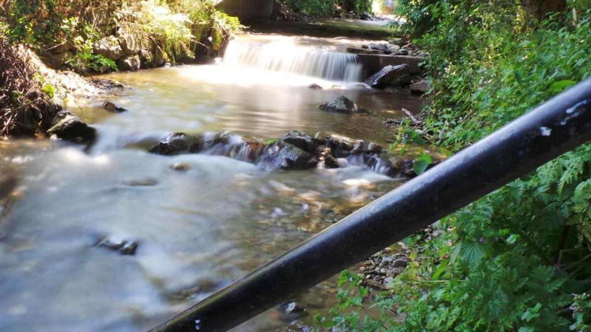 Spacious chalet in Sibiel with mountain and lake views + Jacuzzi - Housity