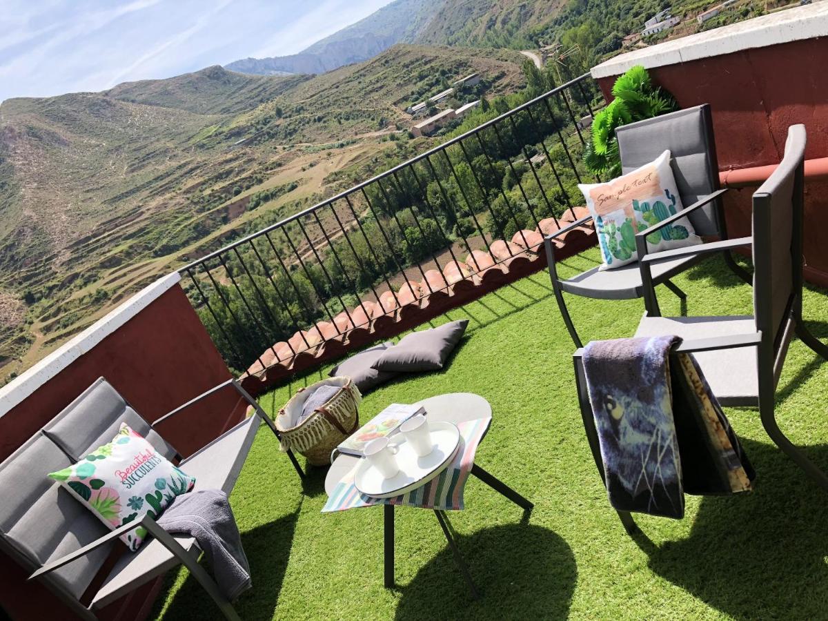 Comfortable House in Viguera with Mountain View - Housity