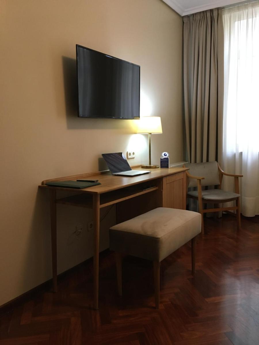 Hotel Crunia I A Coruña - Housity