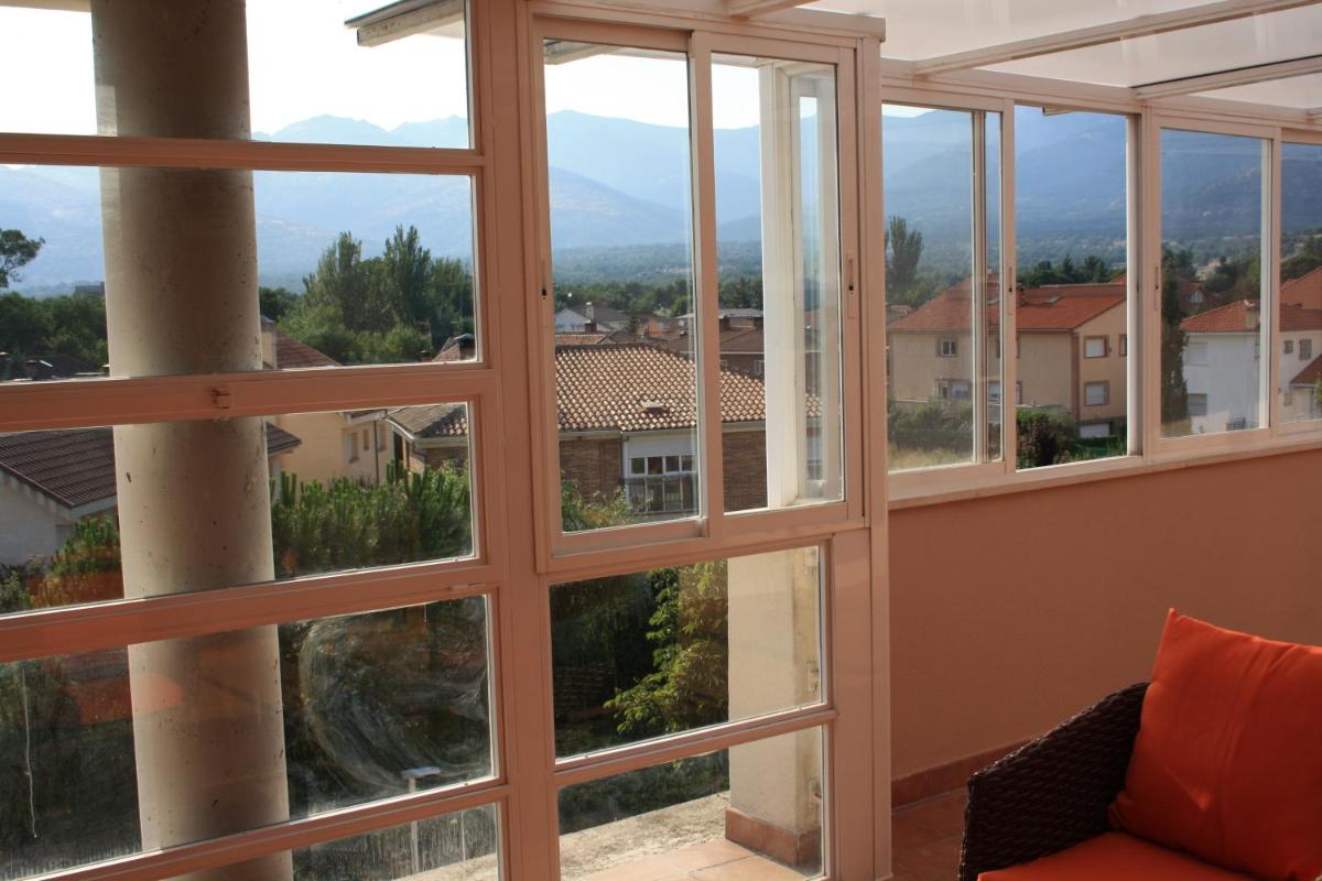 AR Apartamentos Soto Del Real - Housity