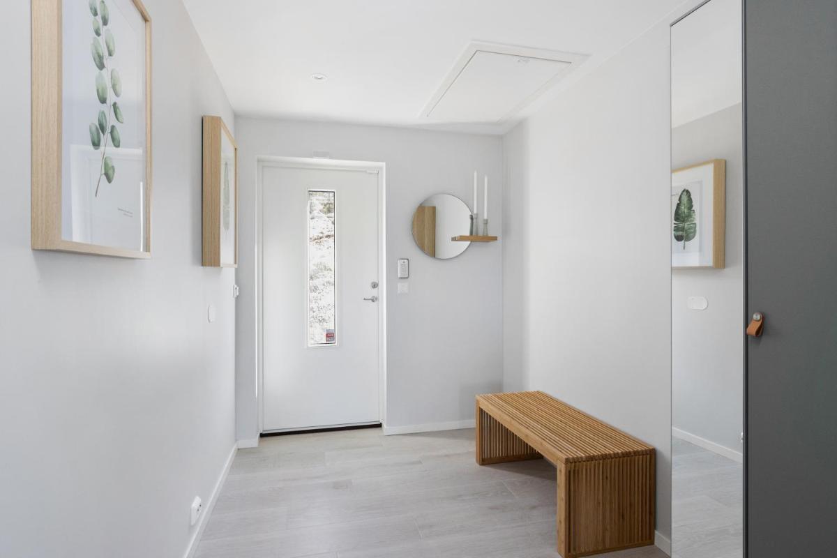 Funky cabin with a panoramic view of the Oslofjord - Housity
