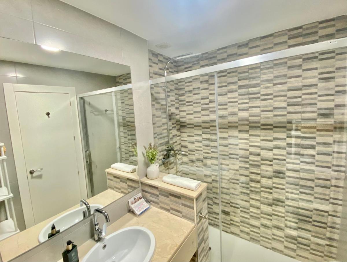 Apartamentos Turísticos Castillo del Vigia - Housity