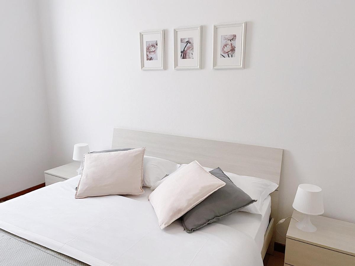 Rose e Tulipani - Housity