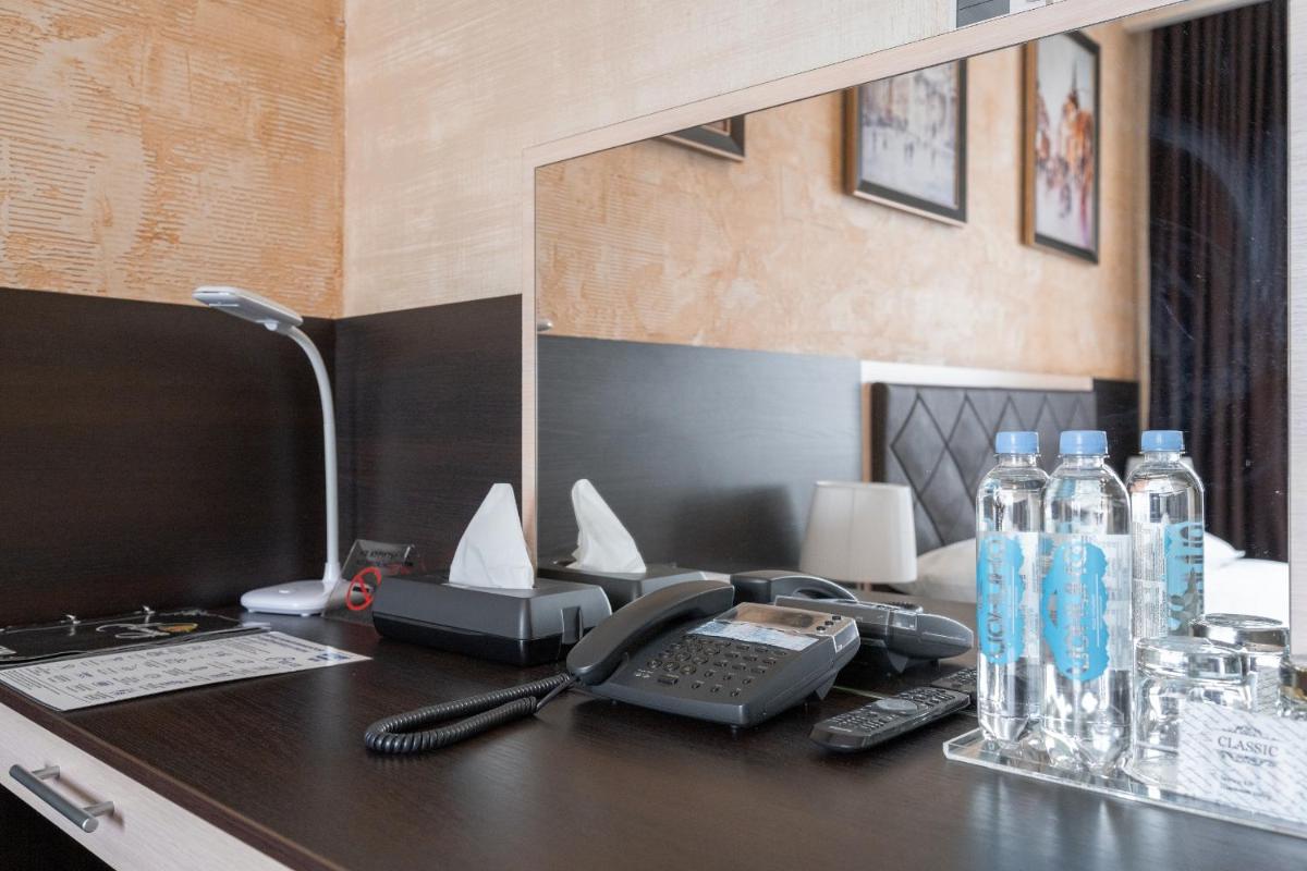 Iceberg Premium Hotel - Housity