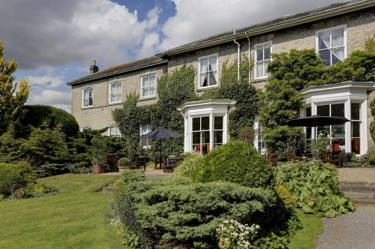 Best Western Forest and Vale Hotel - Housity