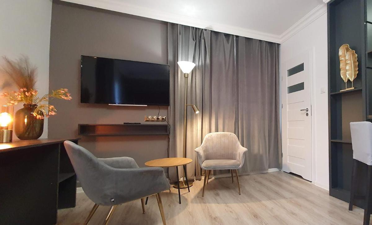 DK Premium przy Parku Centralnym - Housity