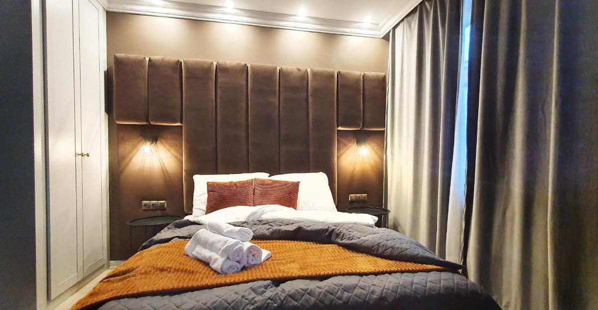 DK Premium przy Parku Centralnym - Housity