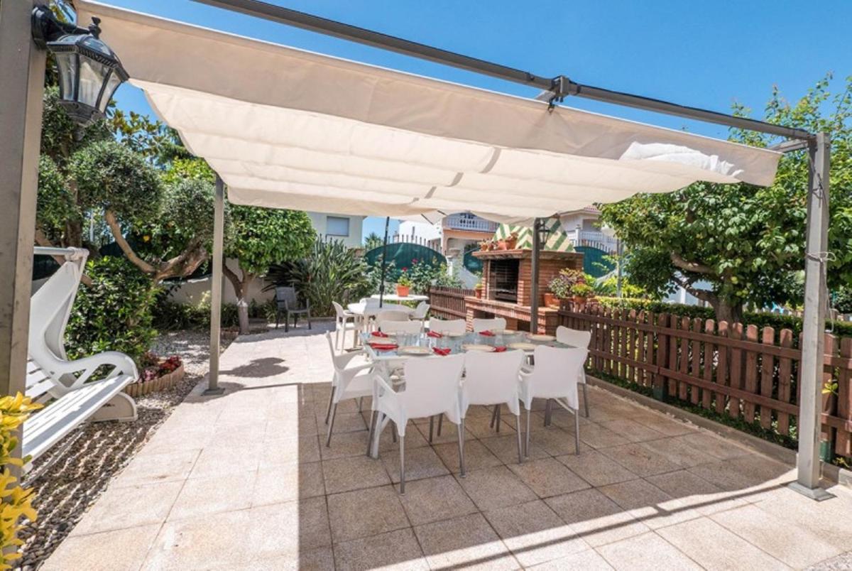 HomeHolidaysRentals Pallars - Costa Barcelona - Housity