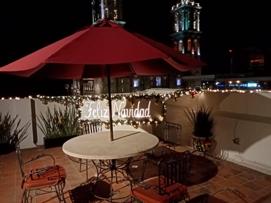 Hotel Santiago - Housity