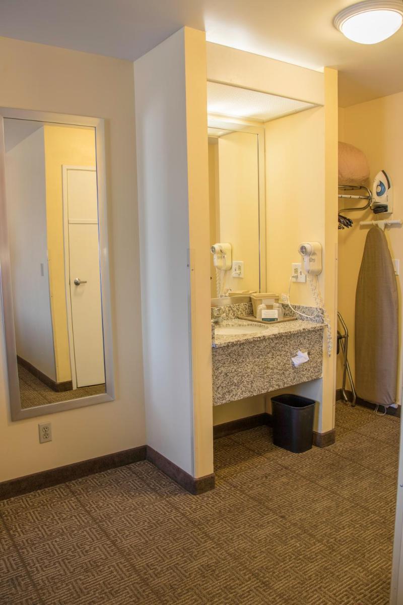 Quality Inn Merced Gateway to Yosemite - Housity