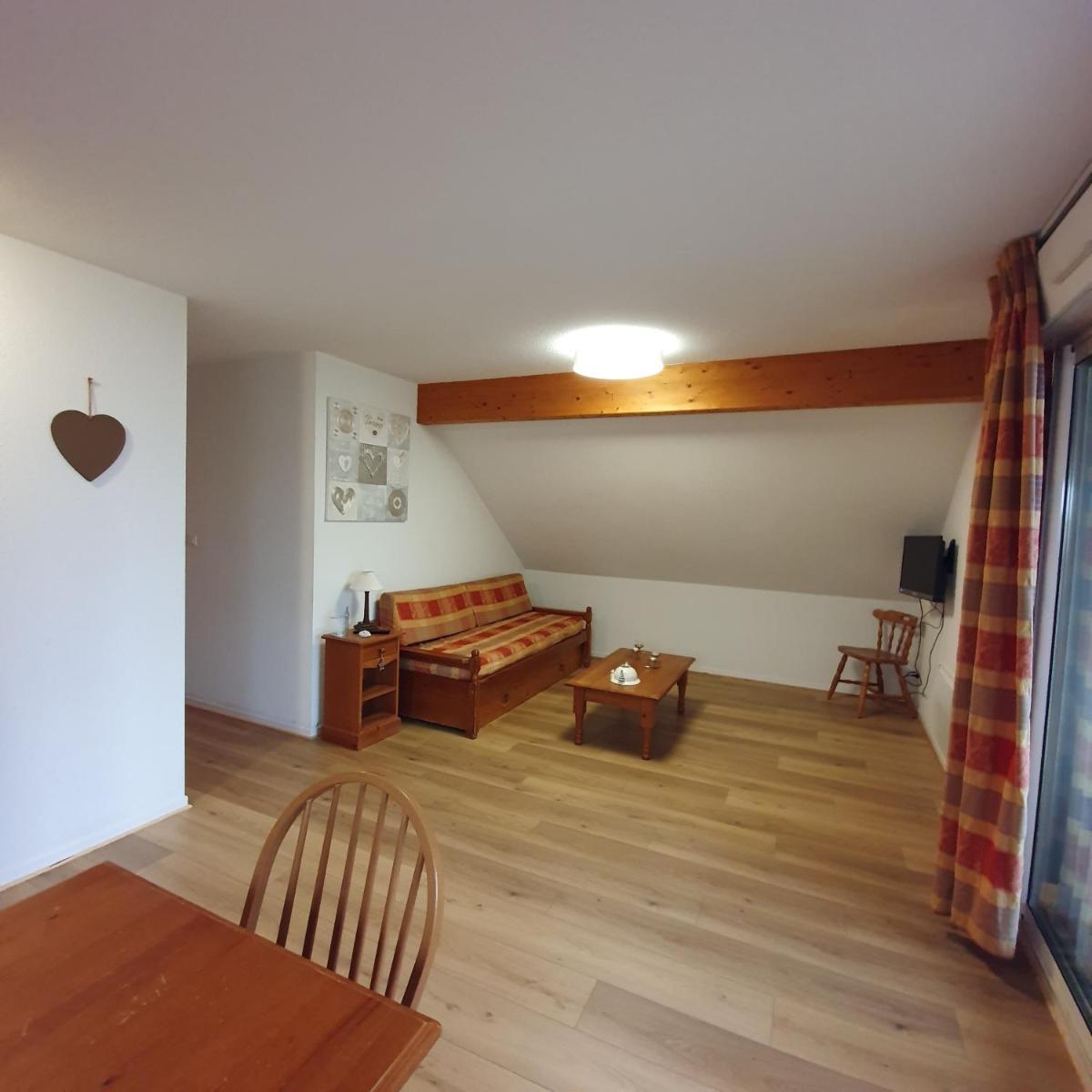 ROYAL - Housity