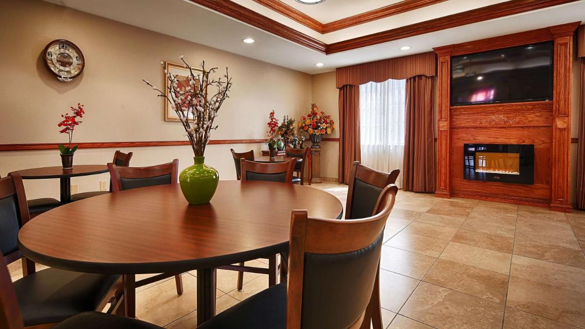 Best Western Plus Monahans Inn and Suites - Housity
