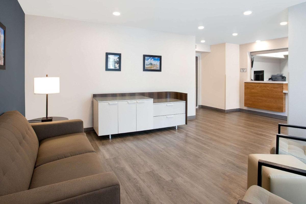 WoodSpring Suites Daytona Beach Int'l Speedway - Housity