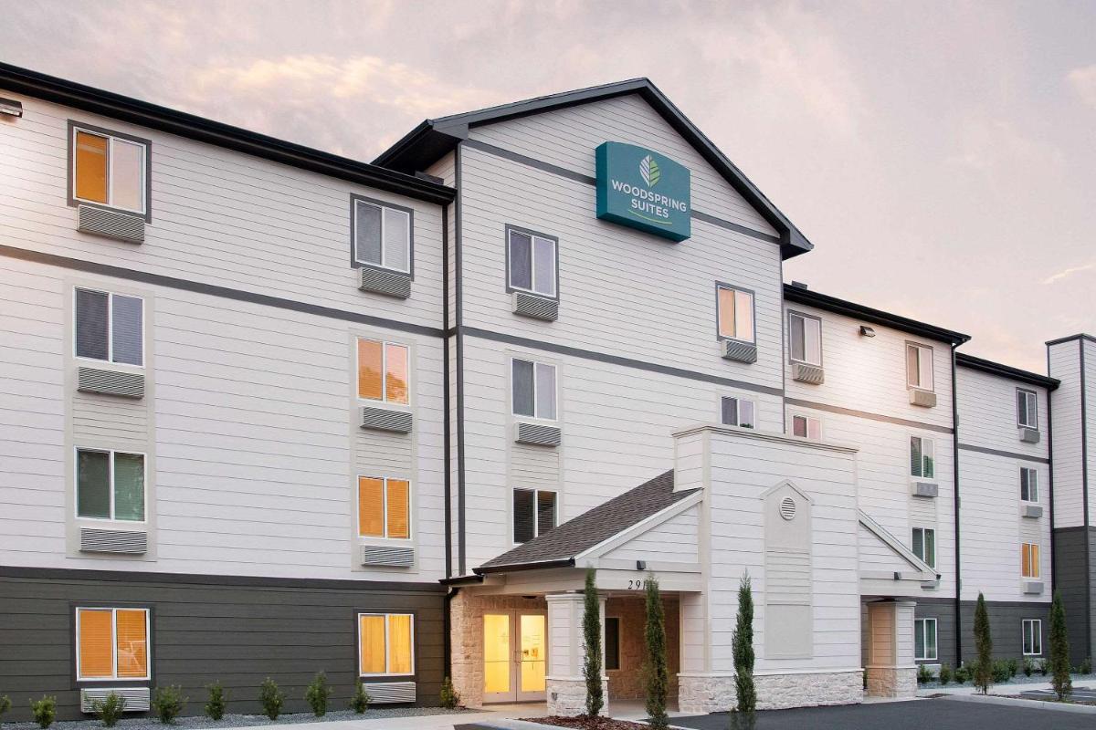 WoodSpring Suites Daytona Beach Int'l Speedway - Housity
