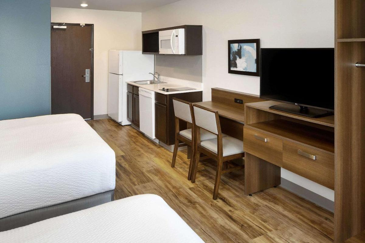 Woodspring Suites Houston IAH Airport - Housity