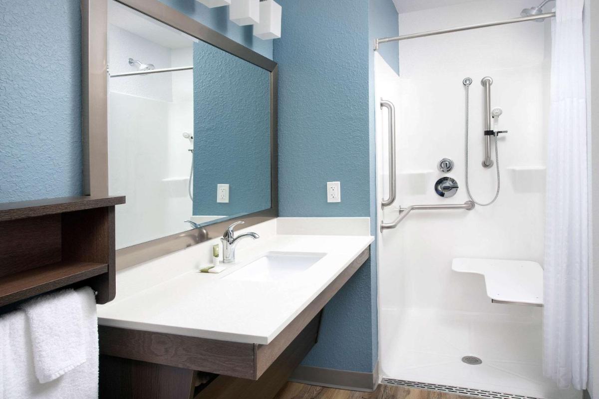 Woodspring Suites Houston IAH Airport - Housity