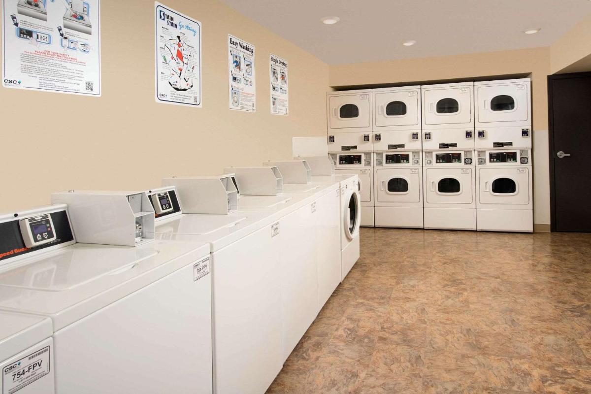 WoodSpring Suites San Angelo - Housity
