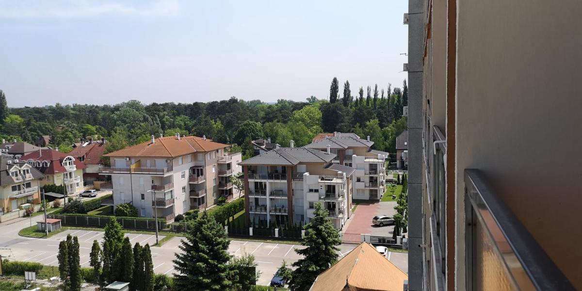 Surman Apartmanok - Housity