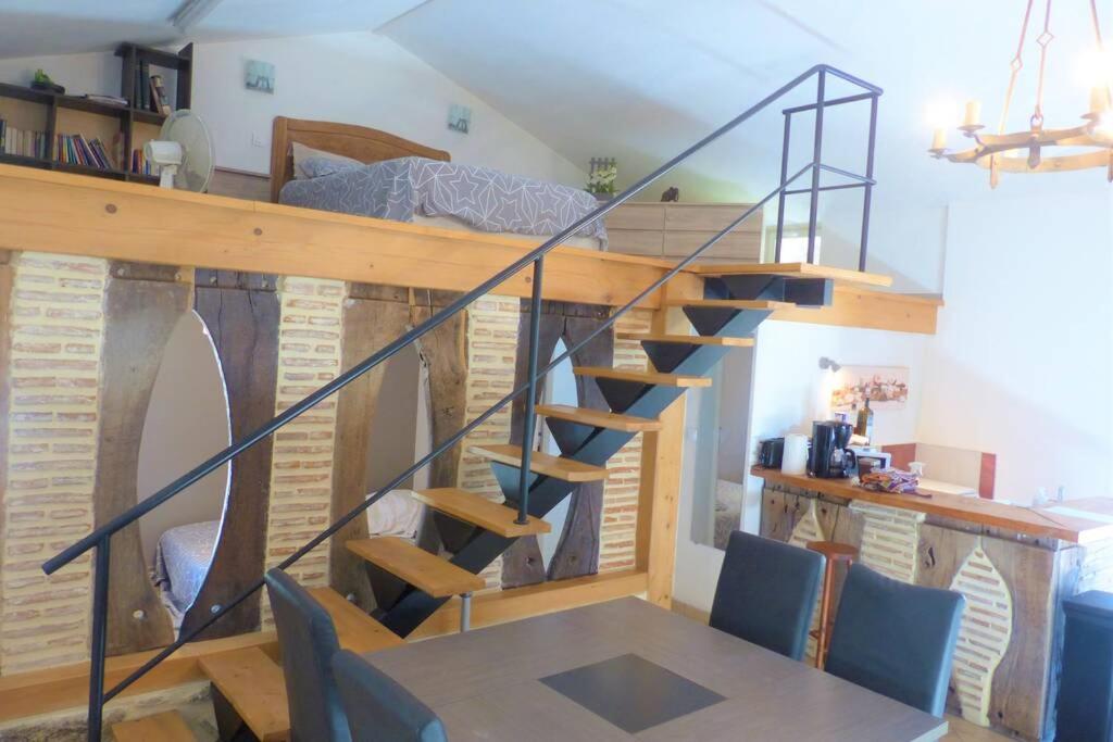 Suitetrails - Gîte des murmures des chênes - Piscine - WIFI - LES HAUTS D'ELEISA