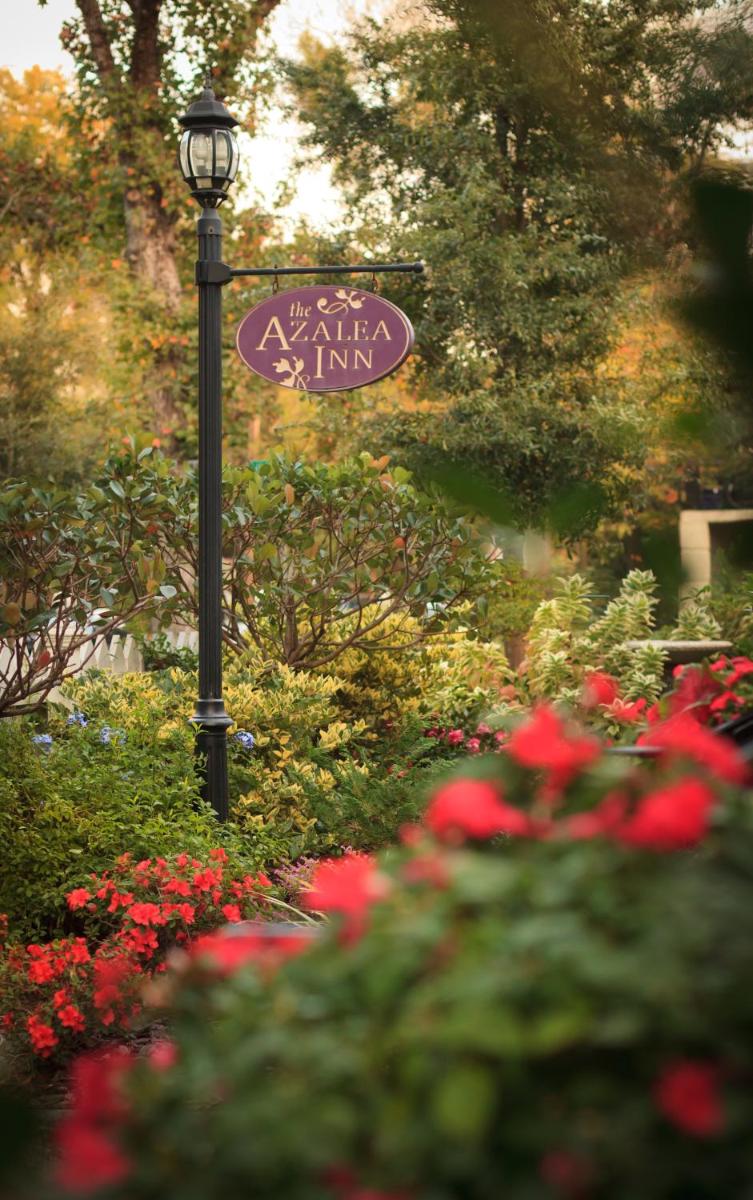 Azalea Inn and Villas - Housity