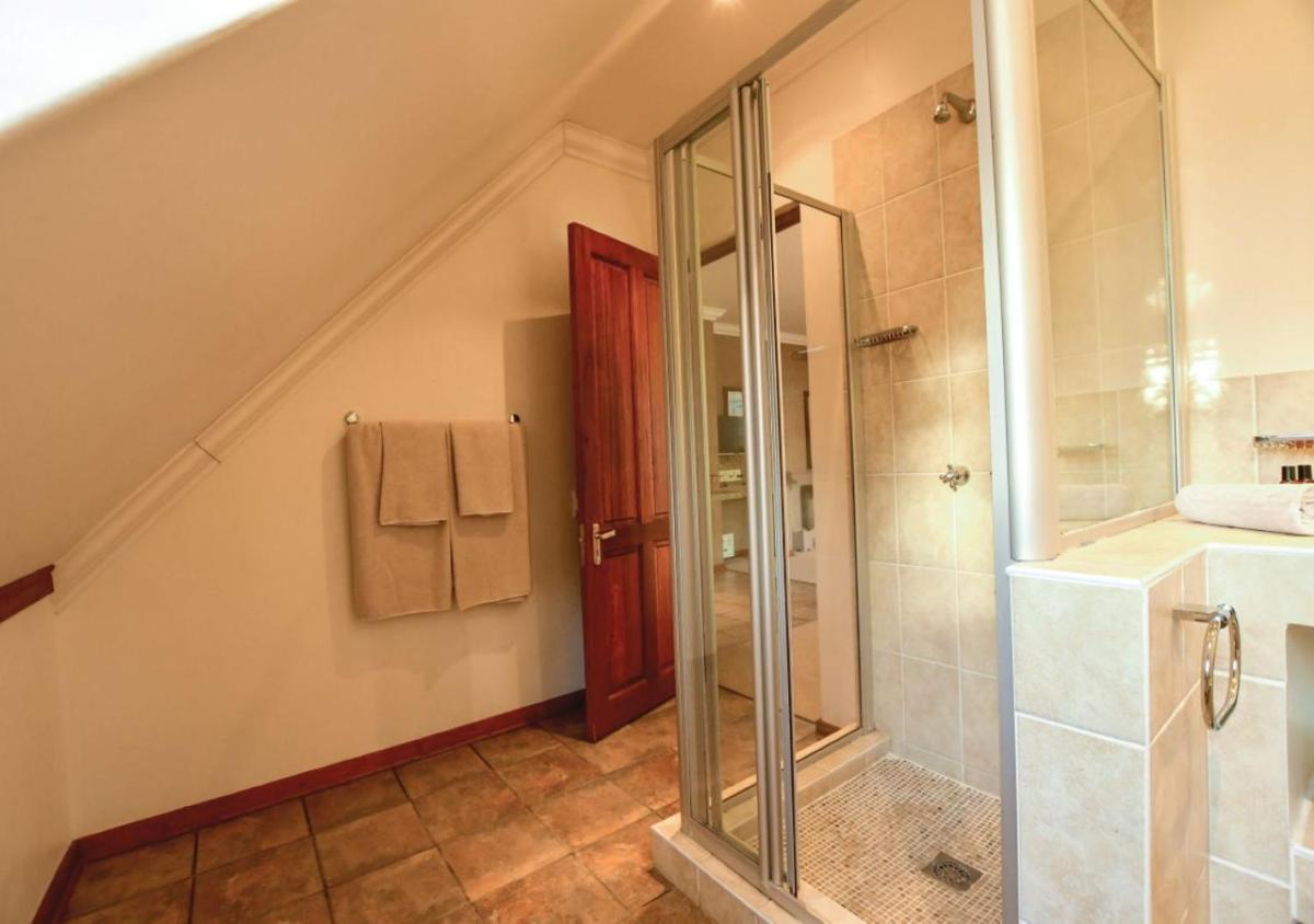 The Clarens Place - Housity