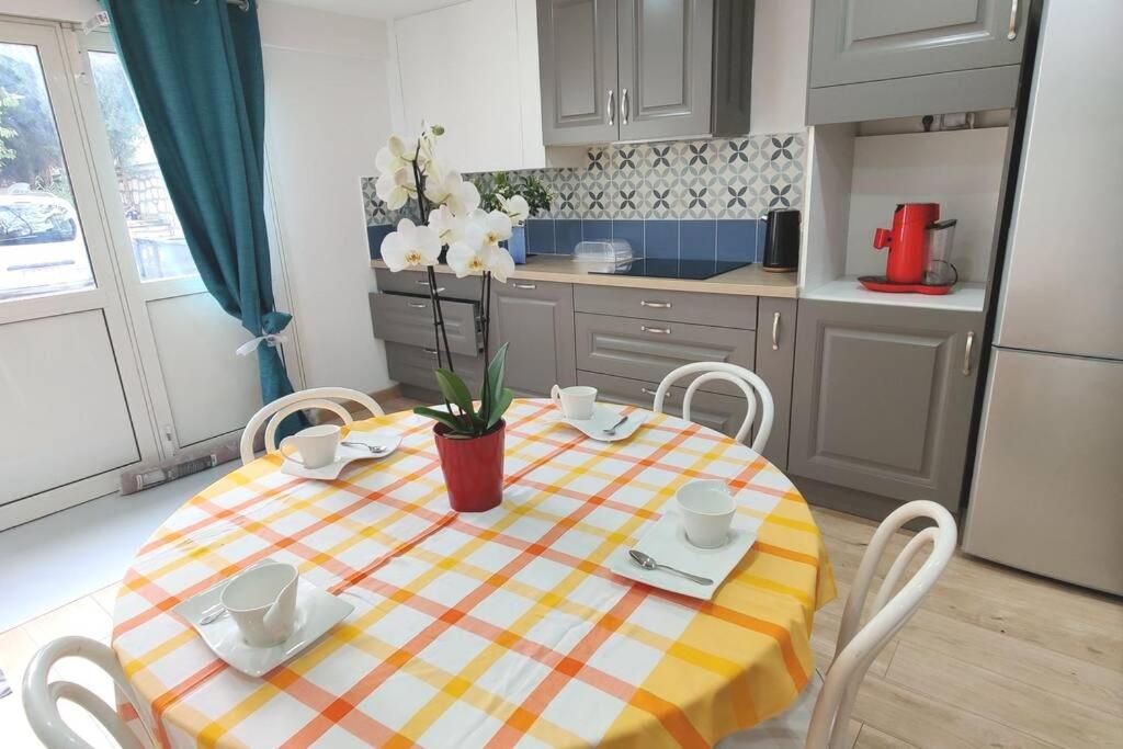 F2 Parking privé, Wi-Fi Netflix - Housity