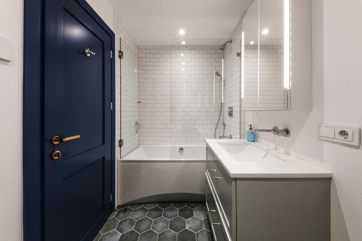 Suitetrails - Modern apartment in Kaunas city center