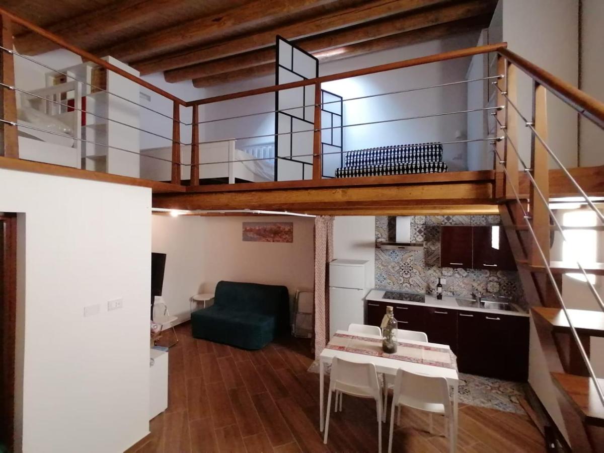 Case Vacanze Azzurra, Loredana e Trinacria - Housity
