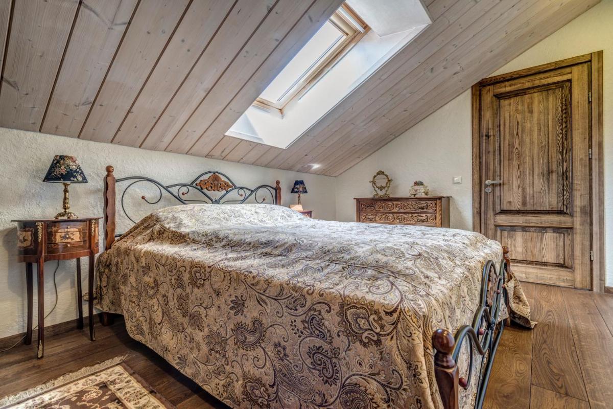 House of Nobles with personal terrace in Užupis - Housity