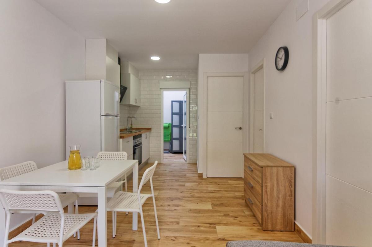 EL Mojon Beach Apartment - Housity
