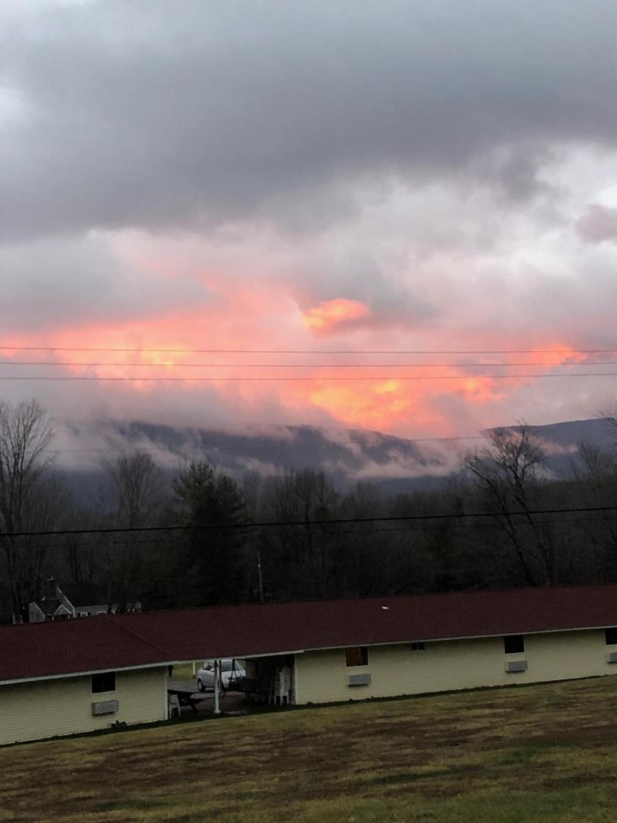 Four Winds Country Motel - Housity