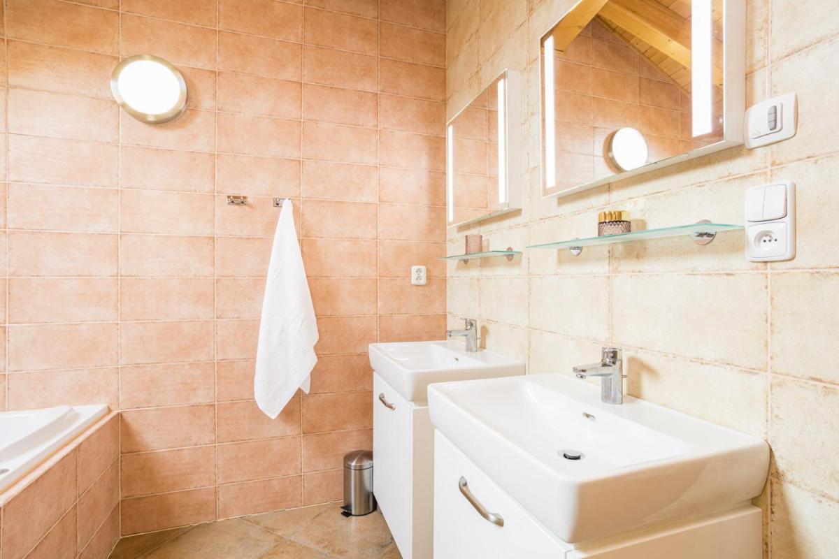 Vinný apartmán Rakovník - Housity