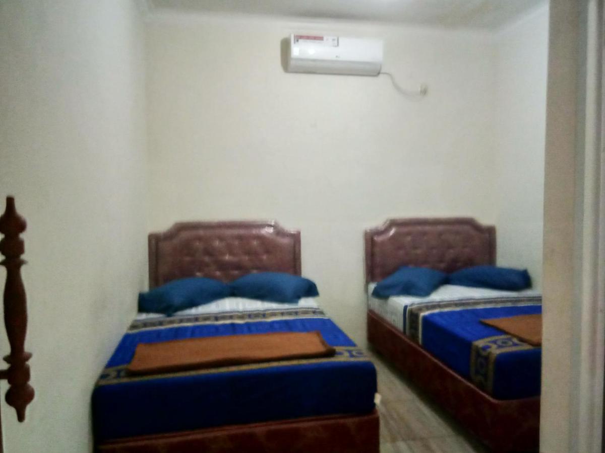 Penginapan Karanglaut Sayangheulang - Housity
