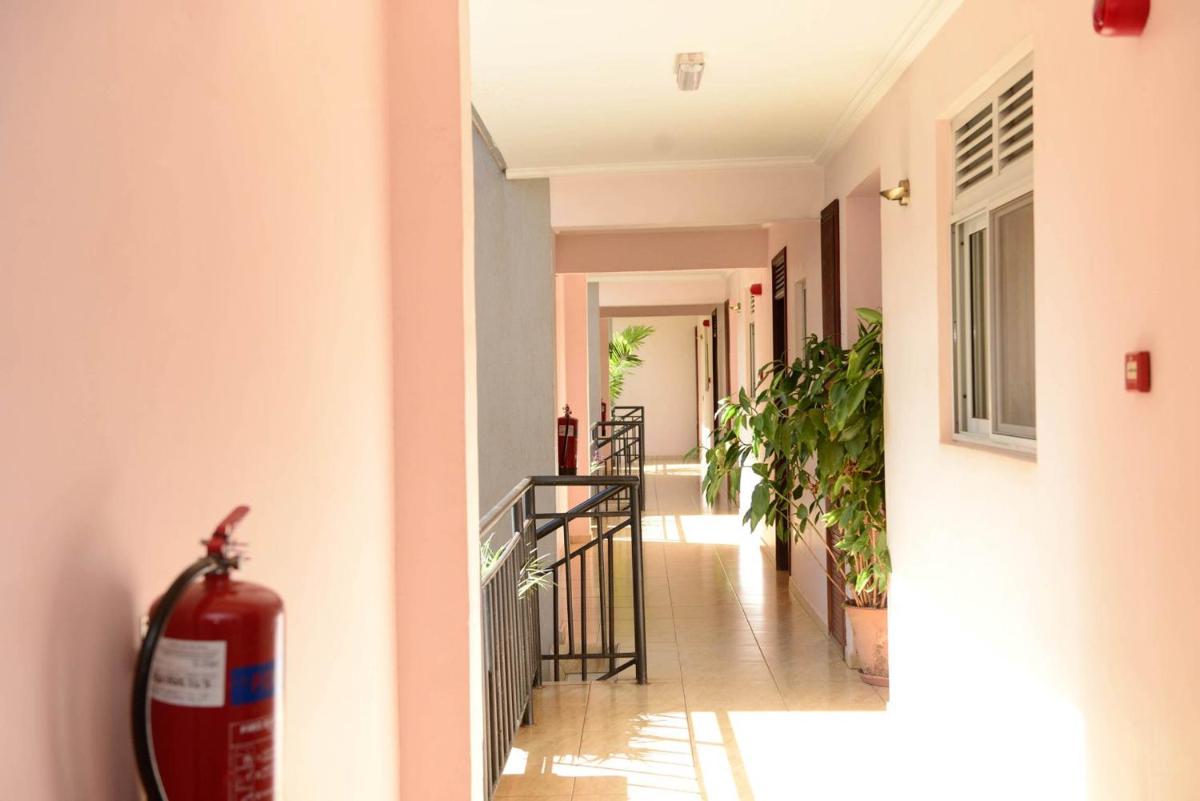 Suitetrails - Room in BB - Enjoy you vacation wail staying in this Single room fit for 2 people