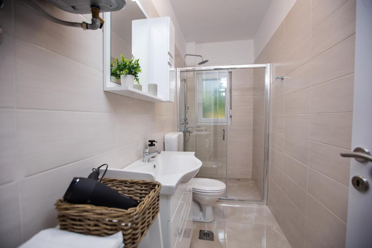 Big Tree Apartment & The Nest Apartment - free Parking - Hizvo