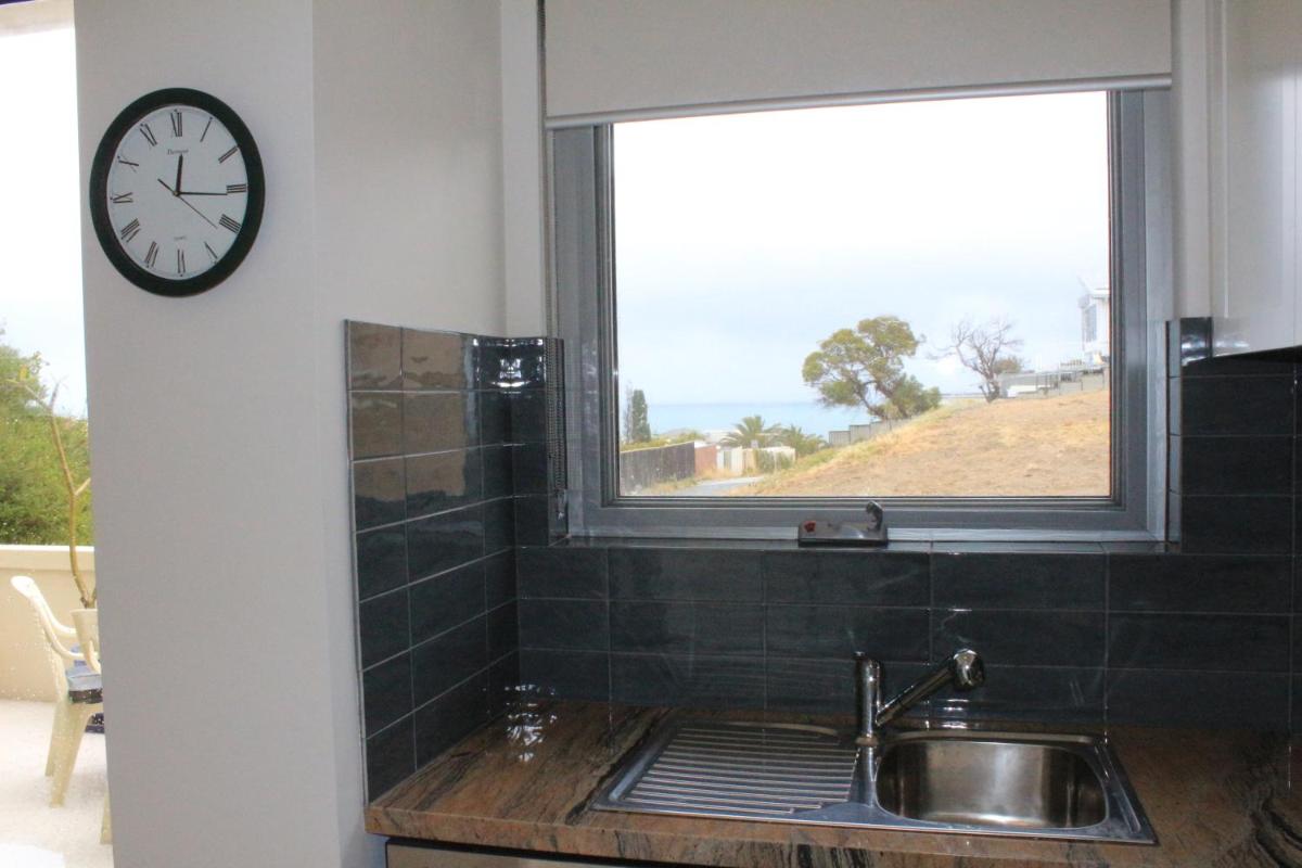 Suitetrails - Sorrento Bluewater Apartment